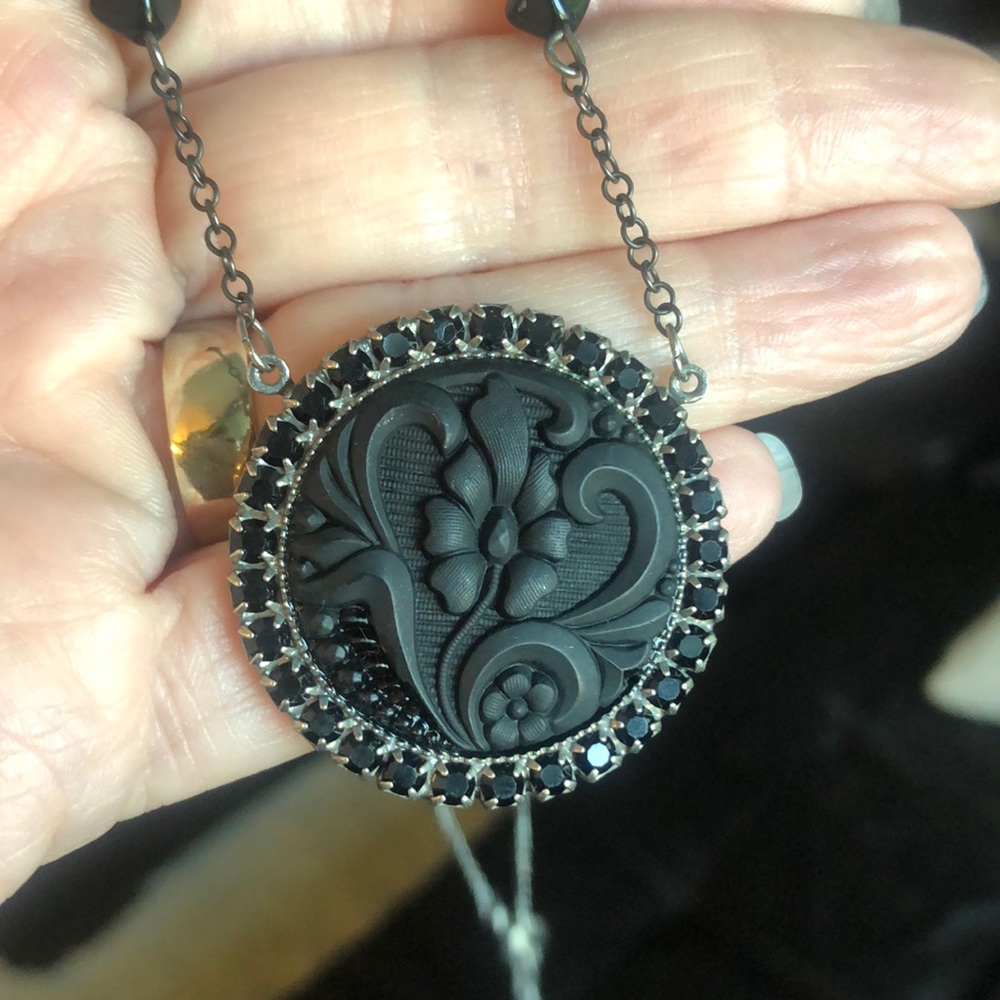 20th Anniversary Black Sabika Medallion Necklace